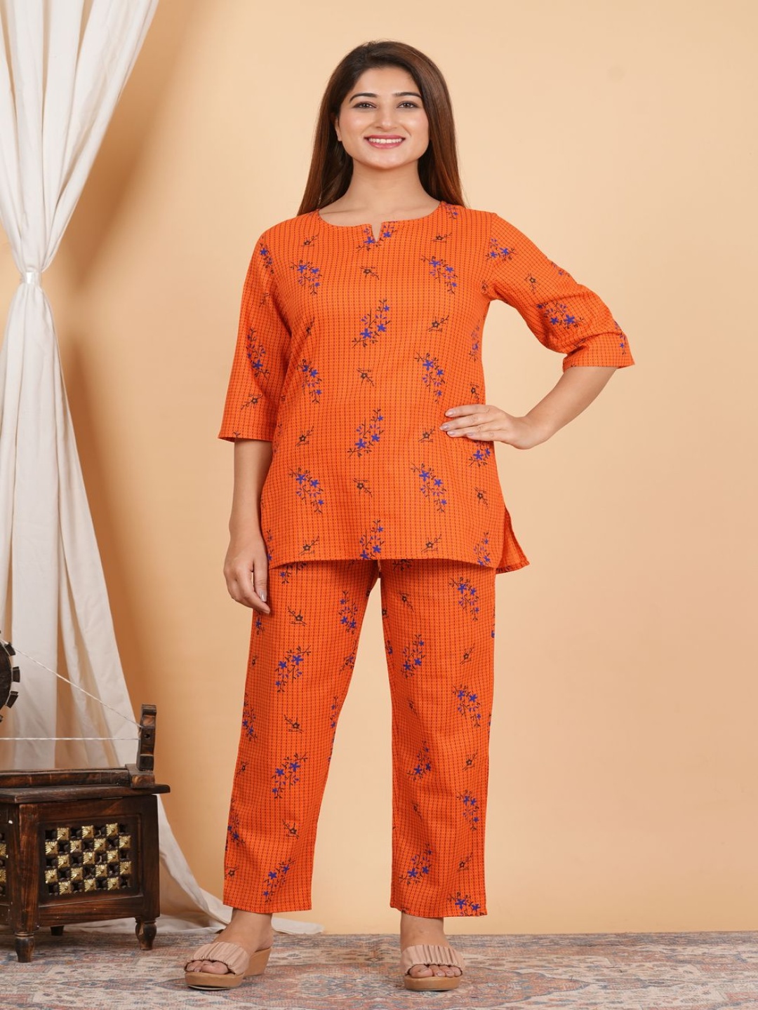 

AYUSH TEXTILES Women Printed Night suit, Orange