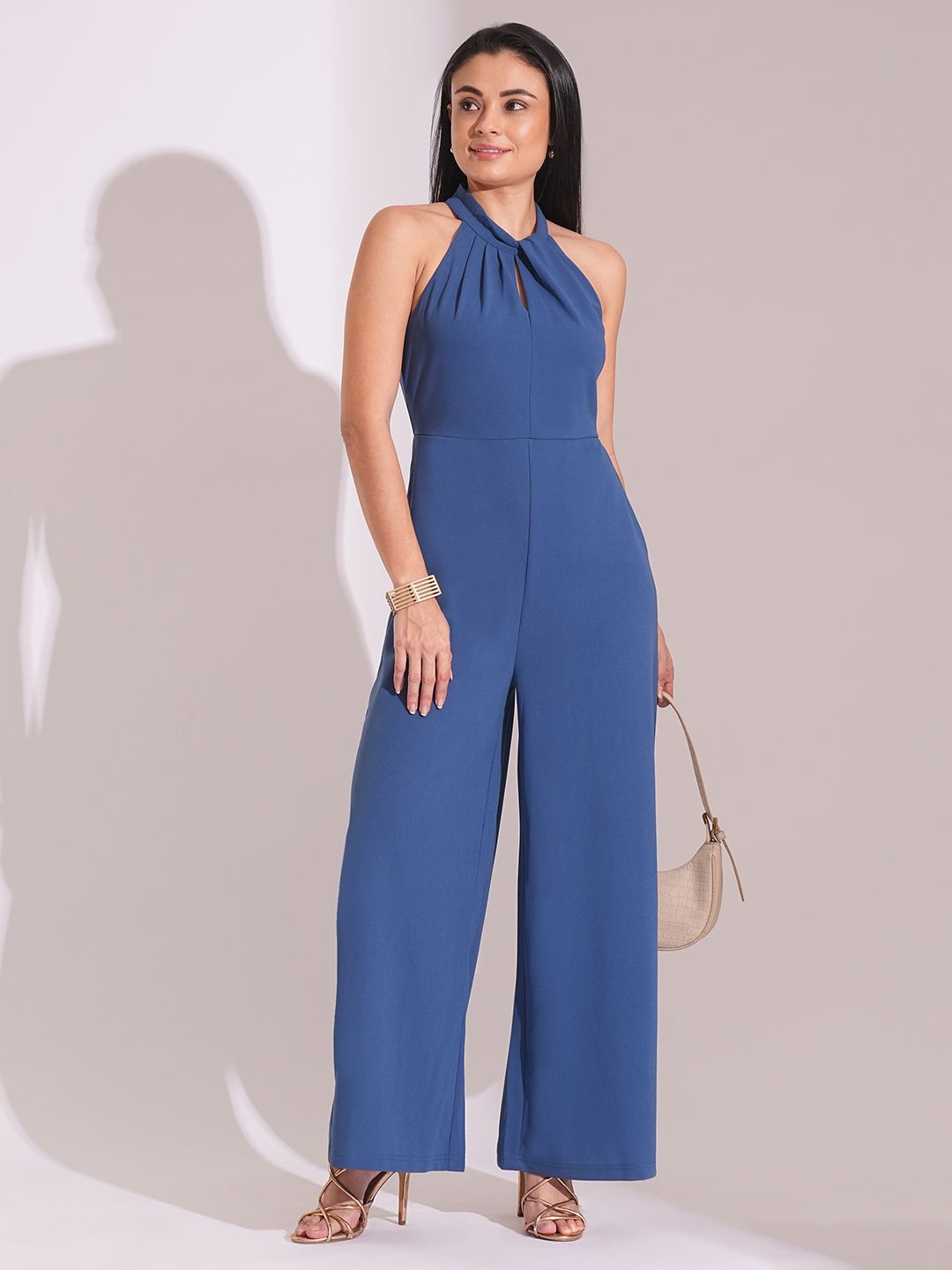 

Globus Twisted Pleated Detail Keyhole Halter Neck Wide Leg Workwear Jumpsuit, Blue