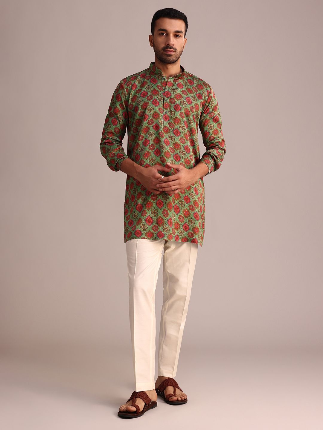 

KALKI Fashion Ethnic Motifs Printed Mandarin Collar Straight Kurta With Trouser, Green