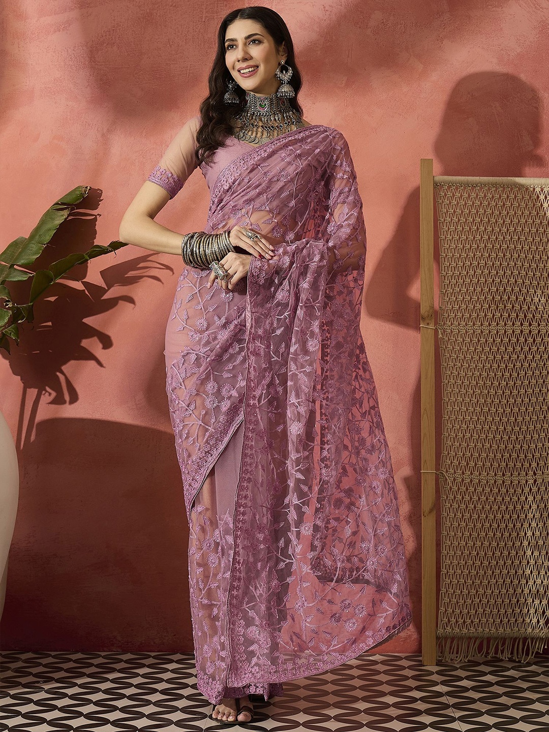 

Sangria Floral Embroidered Saree With Blouse Piece, Lavender