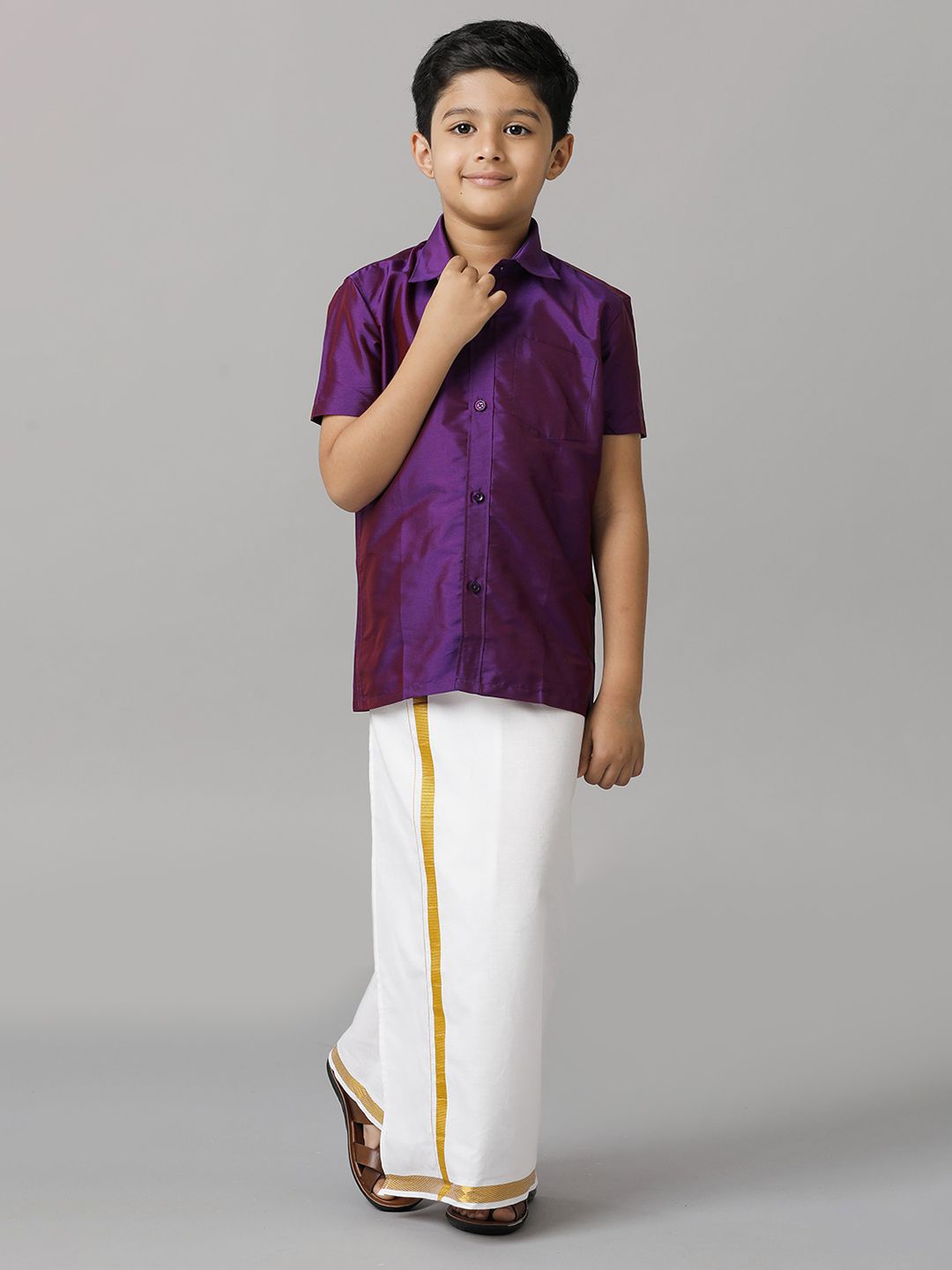 

Ramraj Boys Short Sleeves Shirt With Veshti, Violet