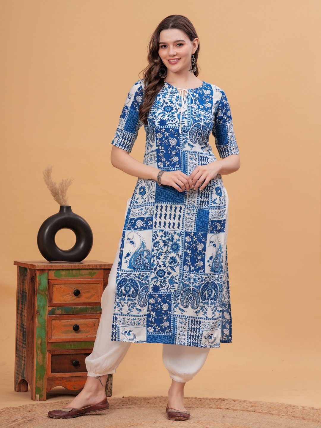 

KALINI Women Floral Printed Regular Kurta with Salwar, Blue