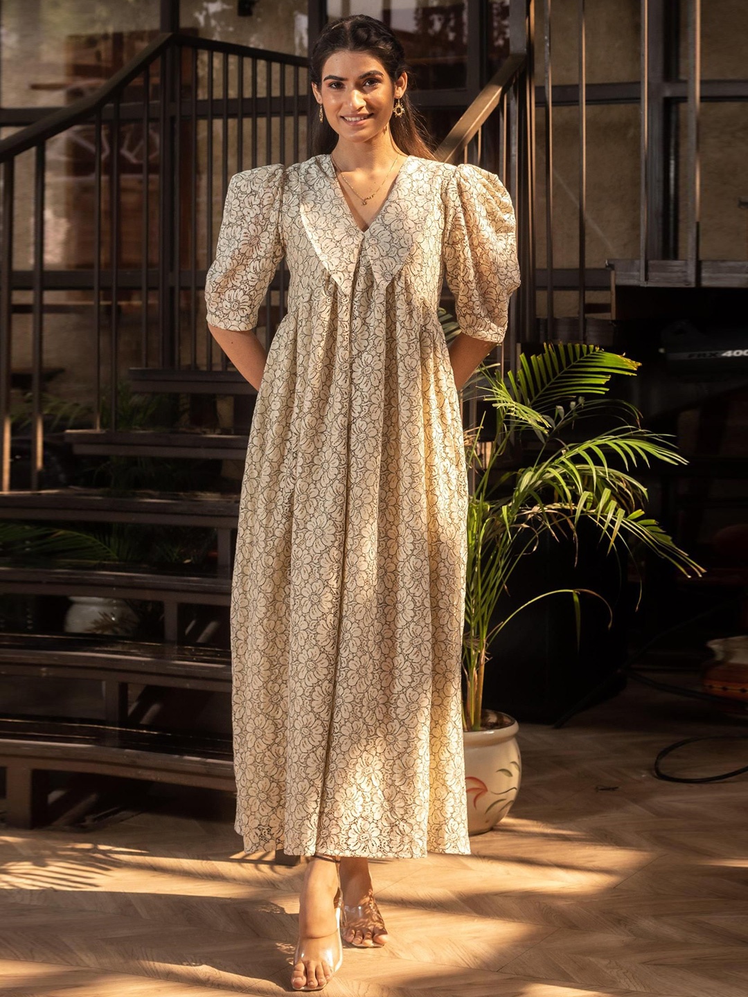 

SUKITI Floral Printed Above the Keyboard Collar Puff Sleeve Cotton Fit & Flare Maxi Dress, Cream