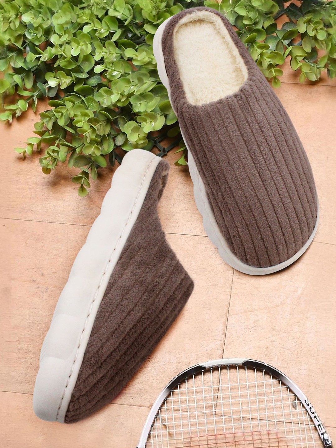 

JENNA Men Fur Winter Room Slippers, Brown