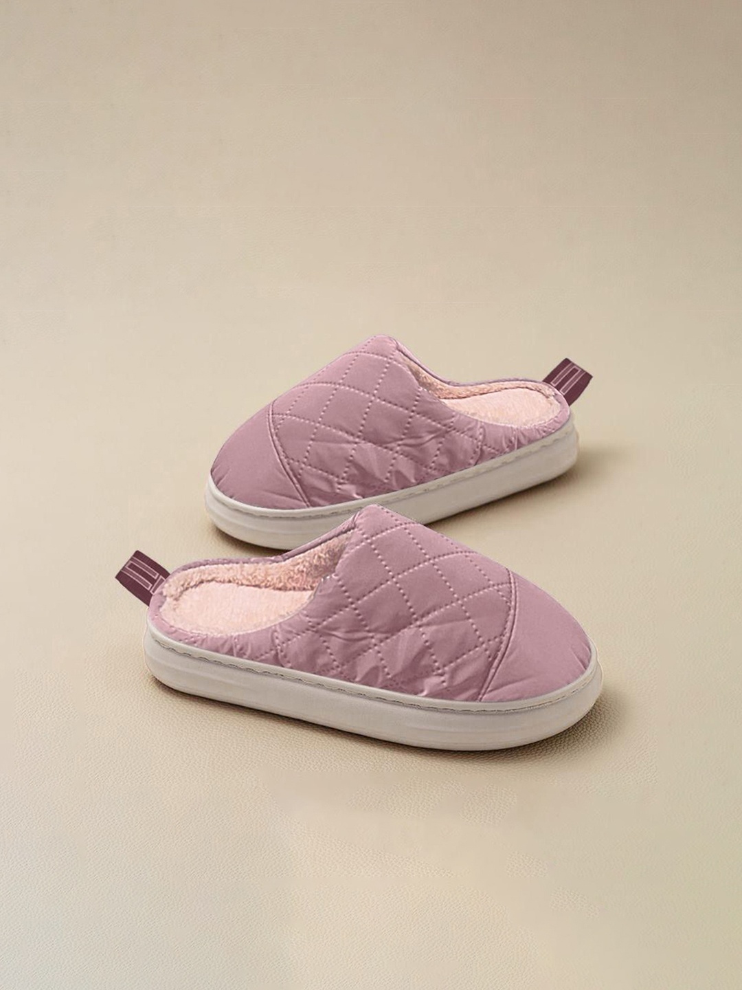 

glitchez Women Room Slippers, Pink