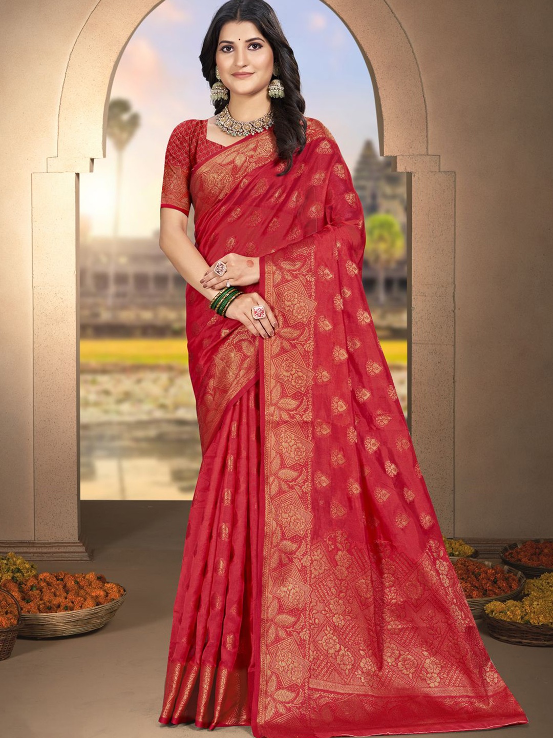 

SANGAM PRINTS Woven Design Zari Tussar Saree, Red