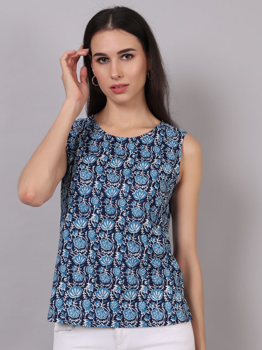 

Jaamso Royals Women Floral Printed Cotton Tunic, Navy blue