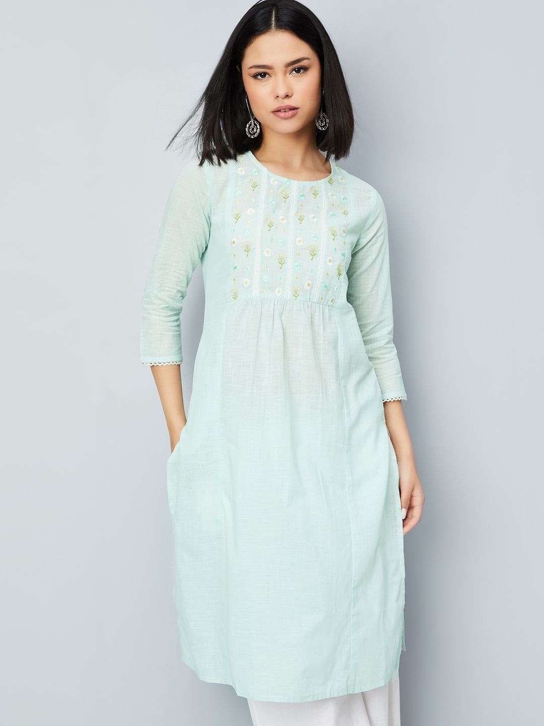 

max Pleated Floral Yoke Design Round Neck Cotton Straight Kurta, Blue