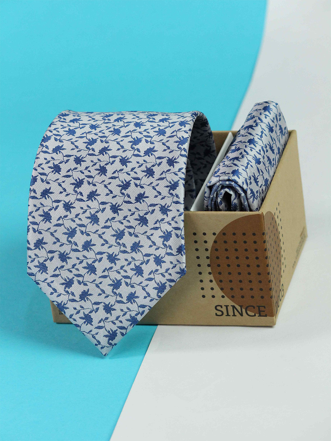 

Tossido Men Floral Necktie & Pocket Square Gift Set, White