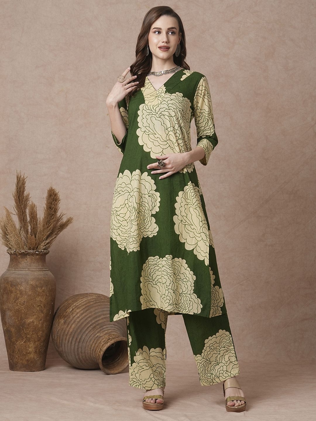 

FASHOR Floral Printed Pure Cotton Kurta with Palazzos, Green