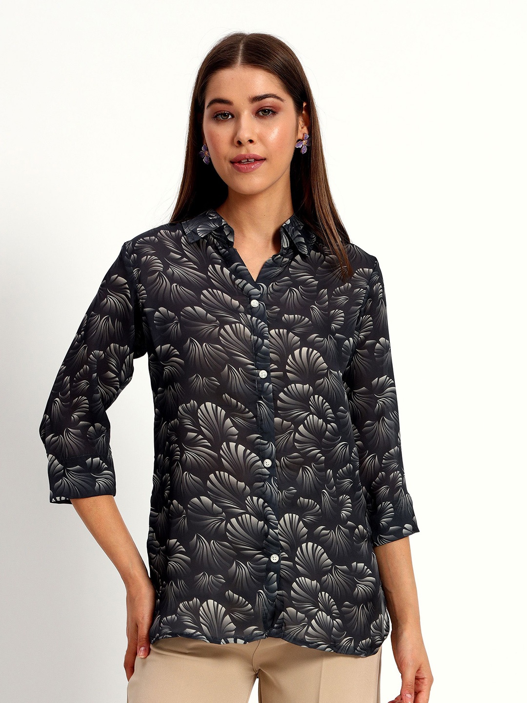 

Peikh Print Roll-Up Sleeves Georgette Shirt Style Top, Black