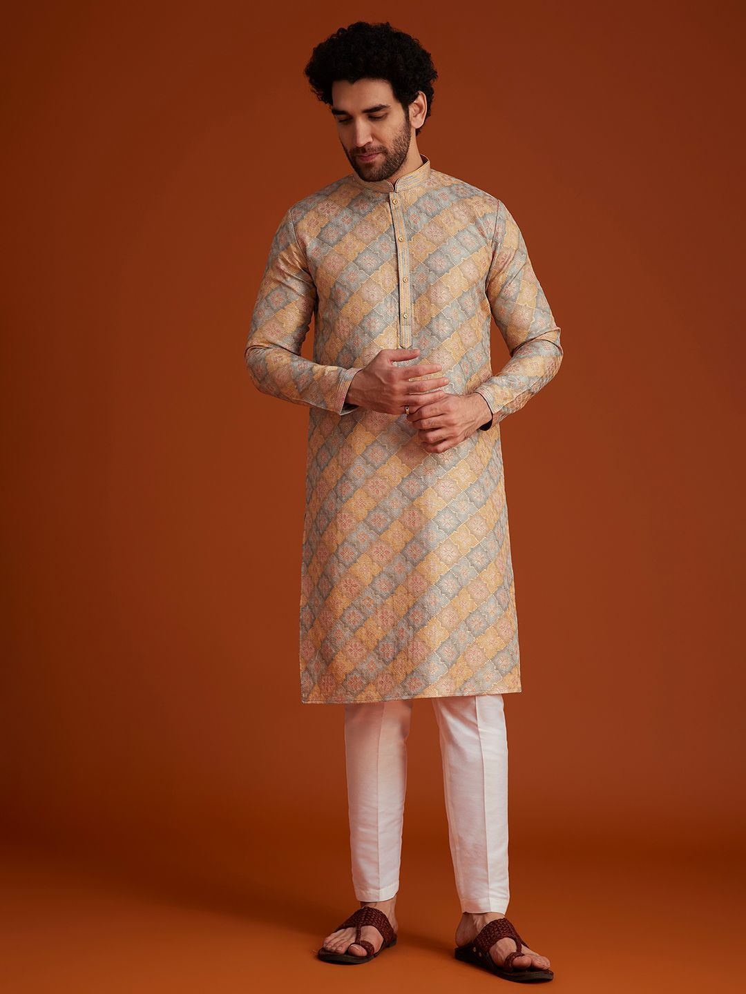 

KALKI Fashion Men Floral Printed Regular Kurta with Trousers, Beige