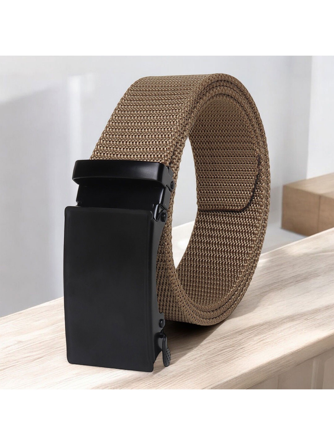 

Metronaut Men Textured Belt, Cream