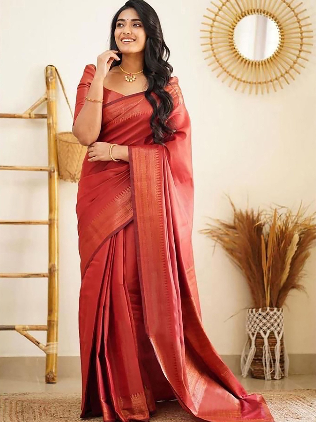 

bigben textile Woven Design Zari Banarasi Saree, Red