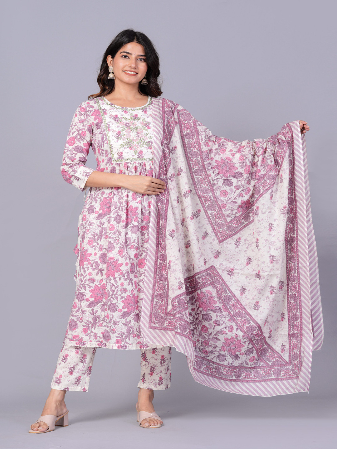 

Mishree Collection Women Ethnic Motifs Printed Regular Pure Cotton Kurta with Trousers & With Dupatta, Pink