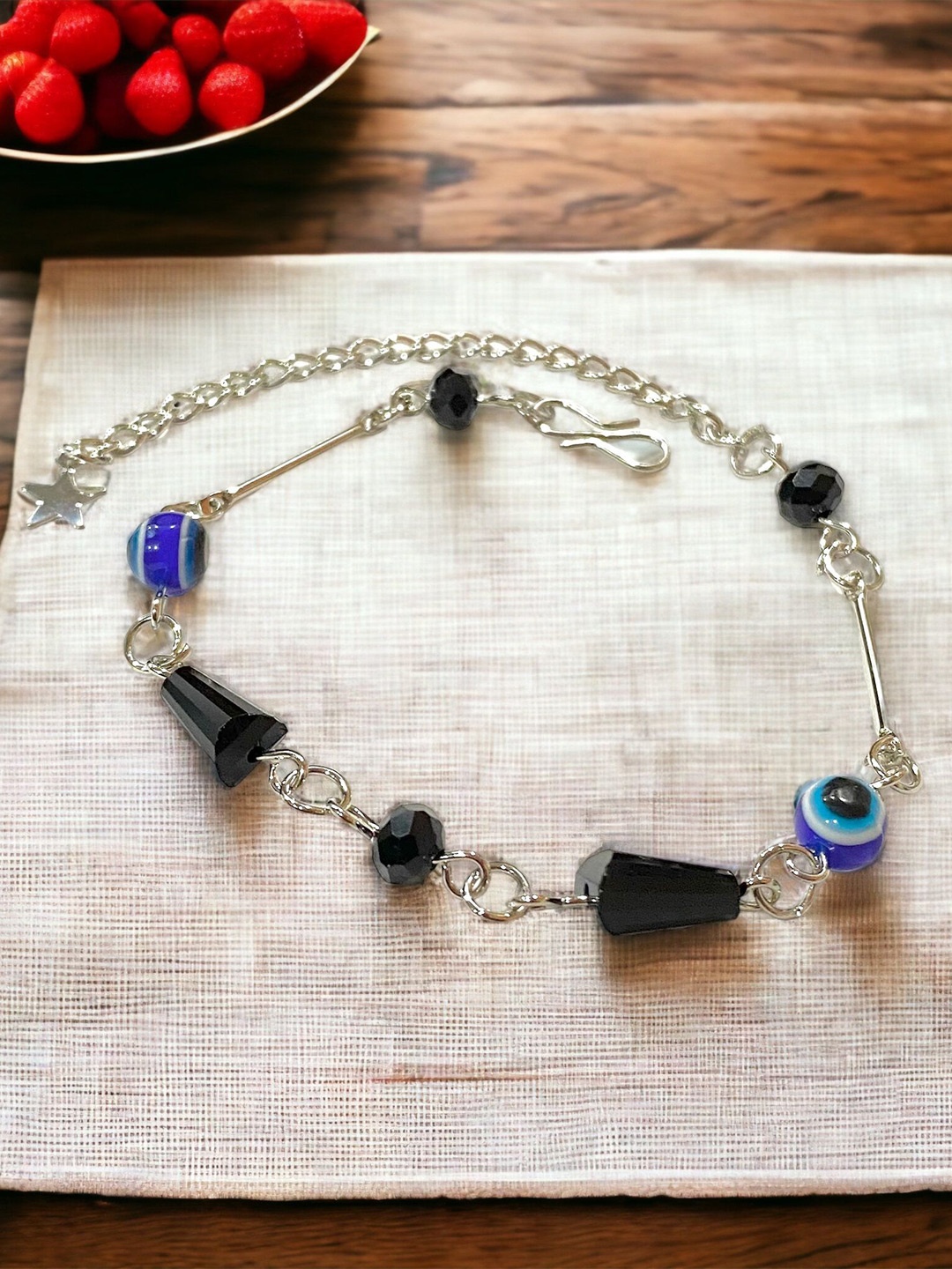 

AARTISAI Beaded Evil Eye Link Bracelet, Black