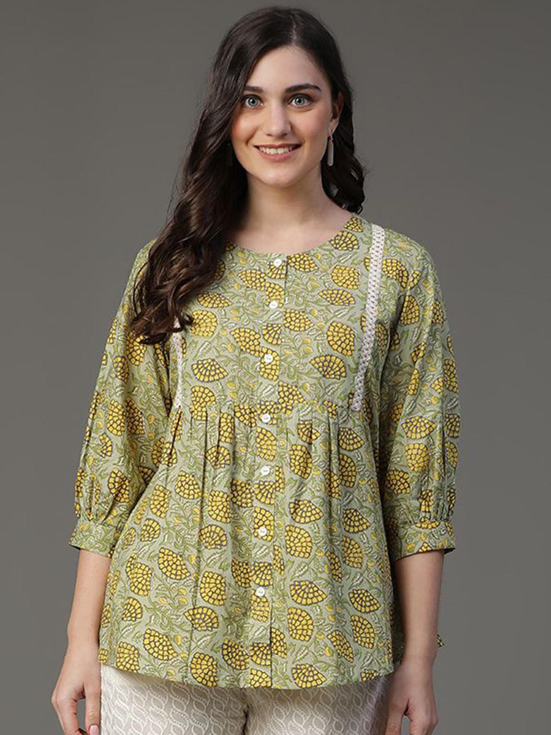 

VEGAL Women Floral Printed Pure Cotton Kurti, Green