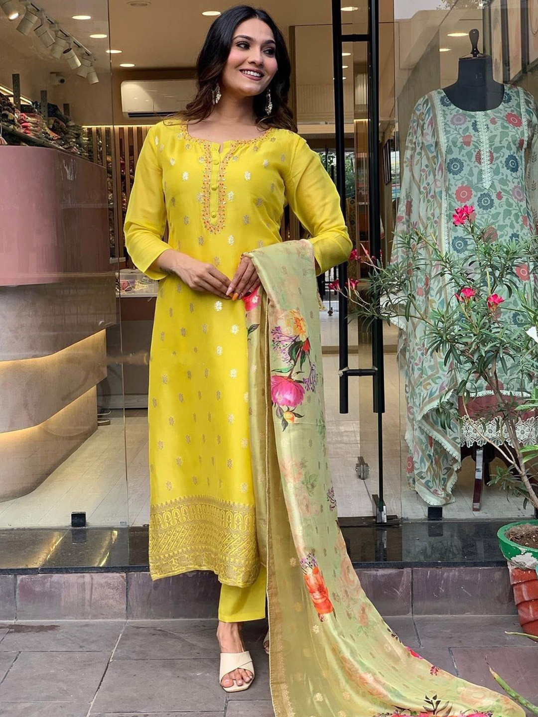 

SHREE KHODAL FASHION Thread Work Chanderi Silk Kurta with Trousers & With Dupatta, Yellow