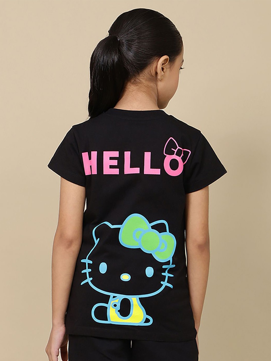 

Kids Ville Girls Hello Kitty Graphic Printed Round Neck Cotton T-shirt, Black