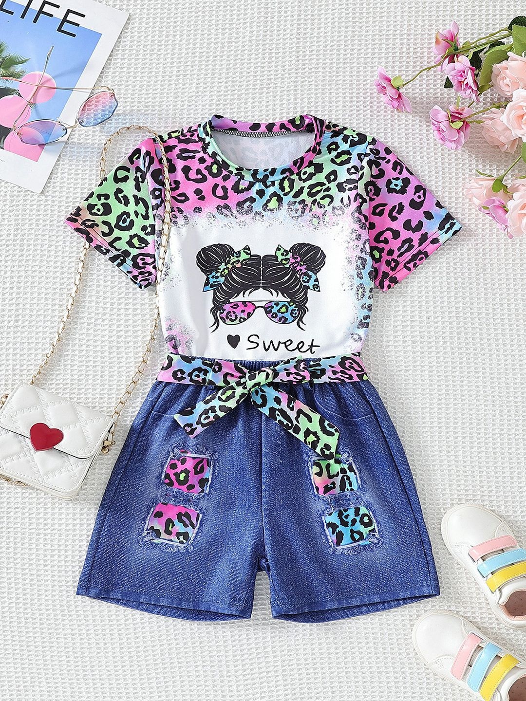

YK Girls Printed T-shirt With Shorts, Blue