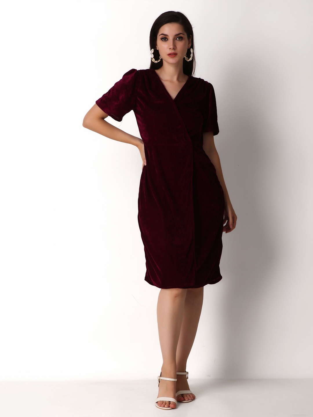 

MISS HAUTE Women V-Neck Velvet Sheath Dress, Burgundy