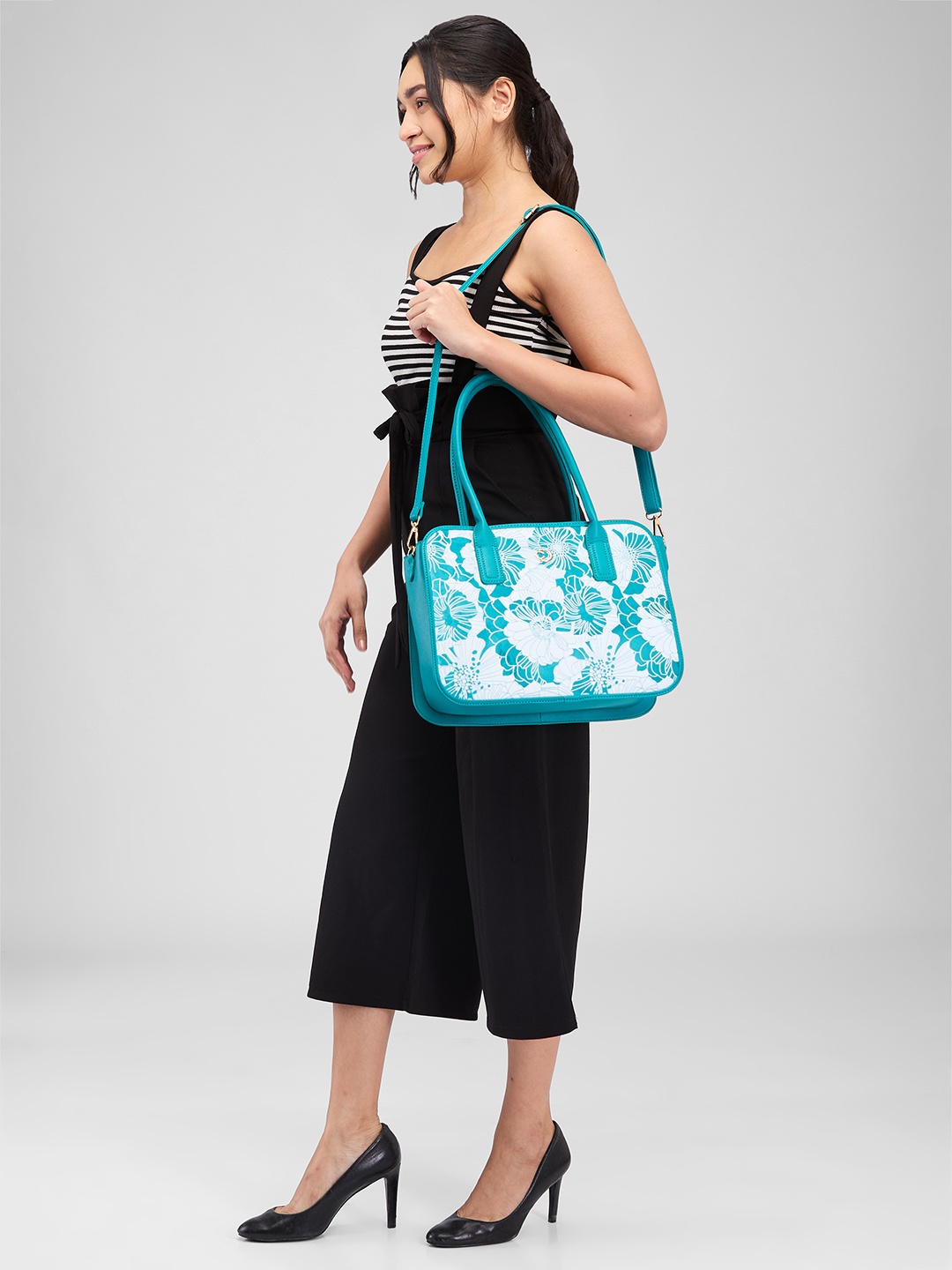 

Caprese Floral Printed Structured Shoulder Bag, Sea green