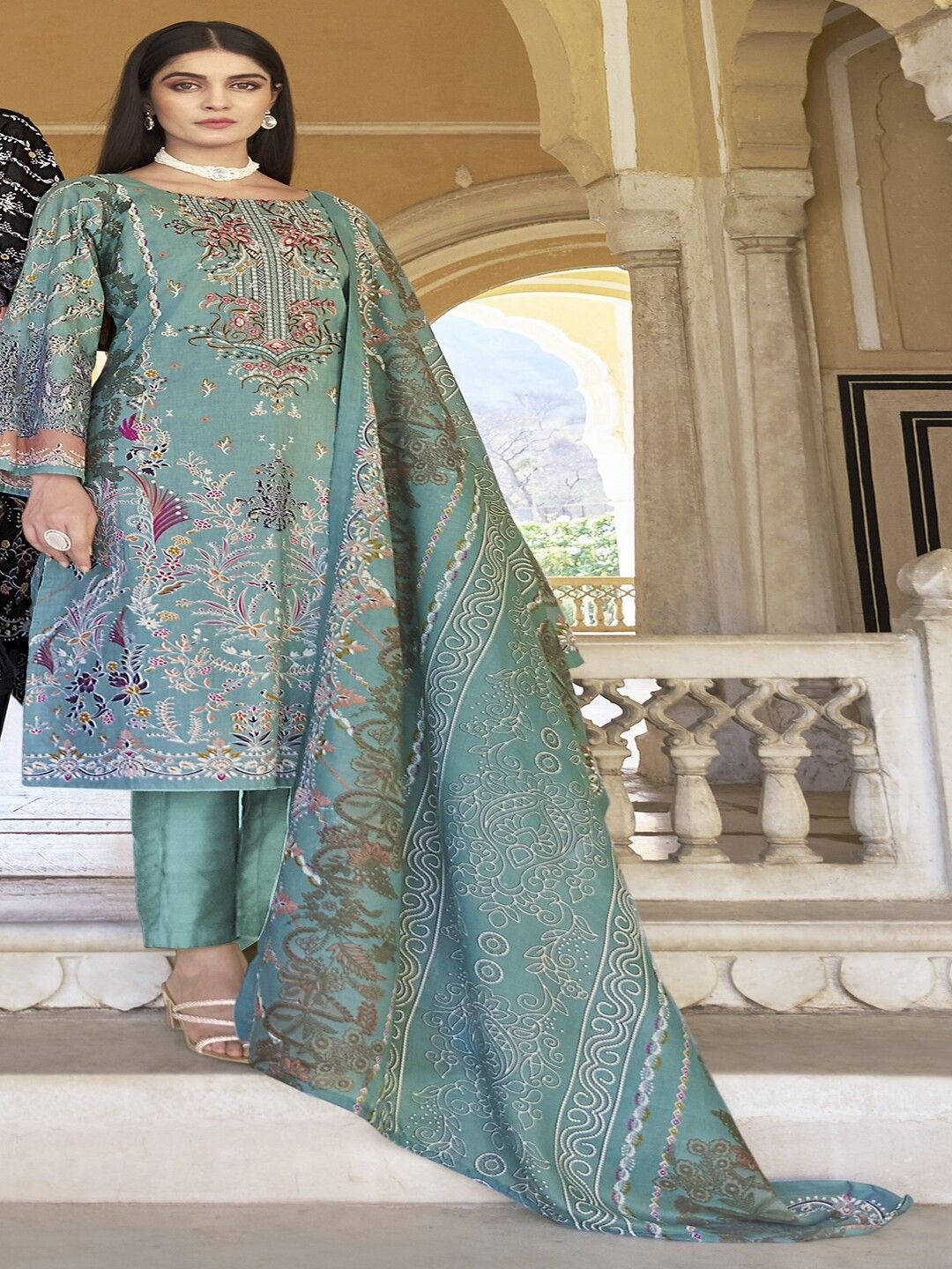 

DRAVINAM Trends Pure Cotton Unstitched Dress Material, Green