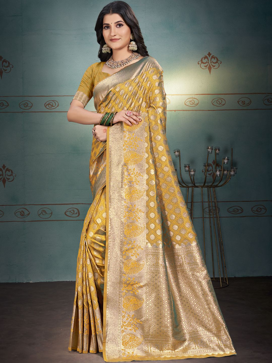 

SANGAM PRINTS Woven Design Zari Tussar Saree, Mustard