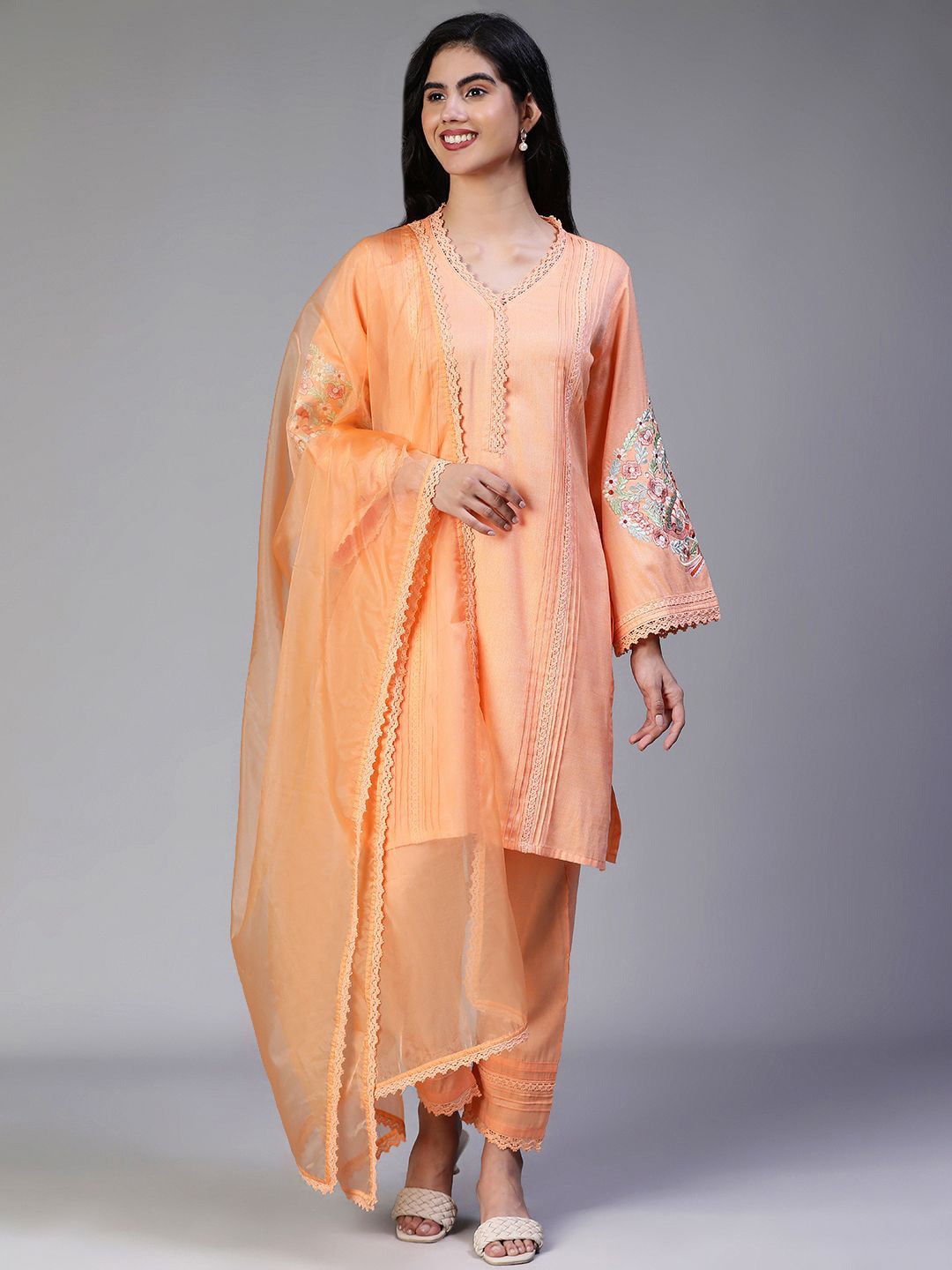 

VEGAL Floral Embroidered V-Neck Thread Work Straight Kurta With Trousers & Dupatta, Peach