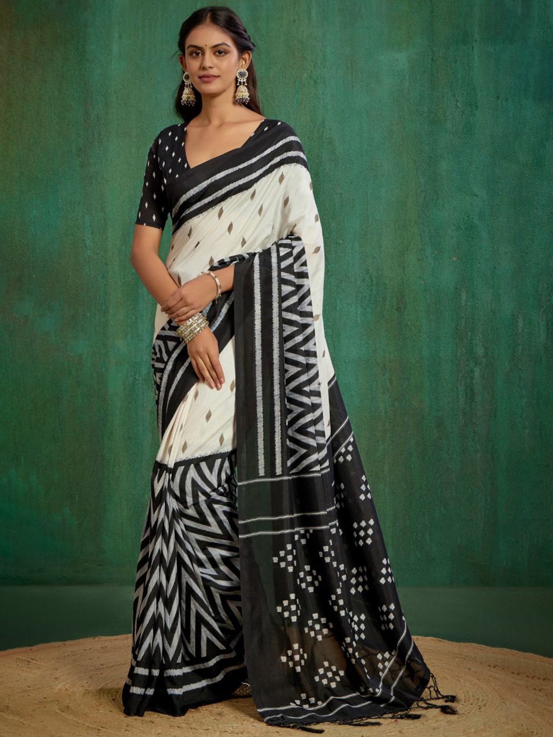 

Sangria Off White Mysore Art Silk Chevron Print Ready to Wear Saree
