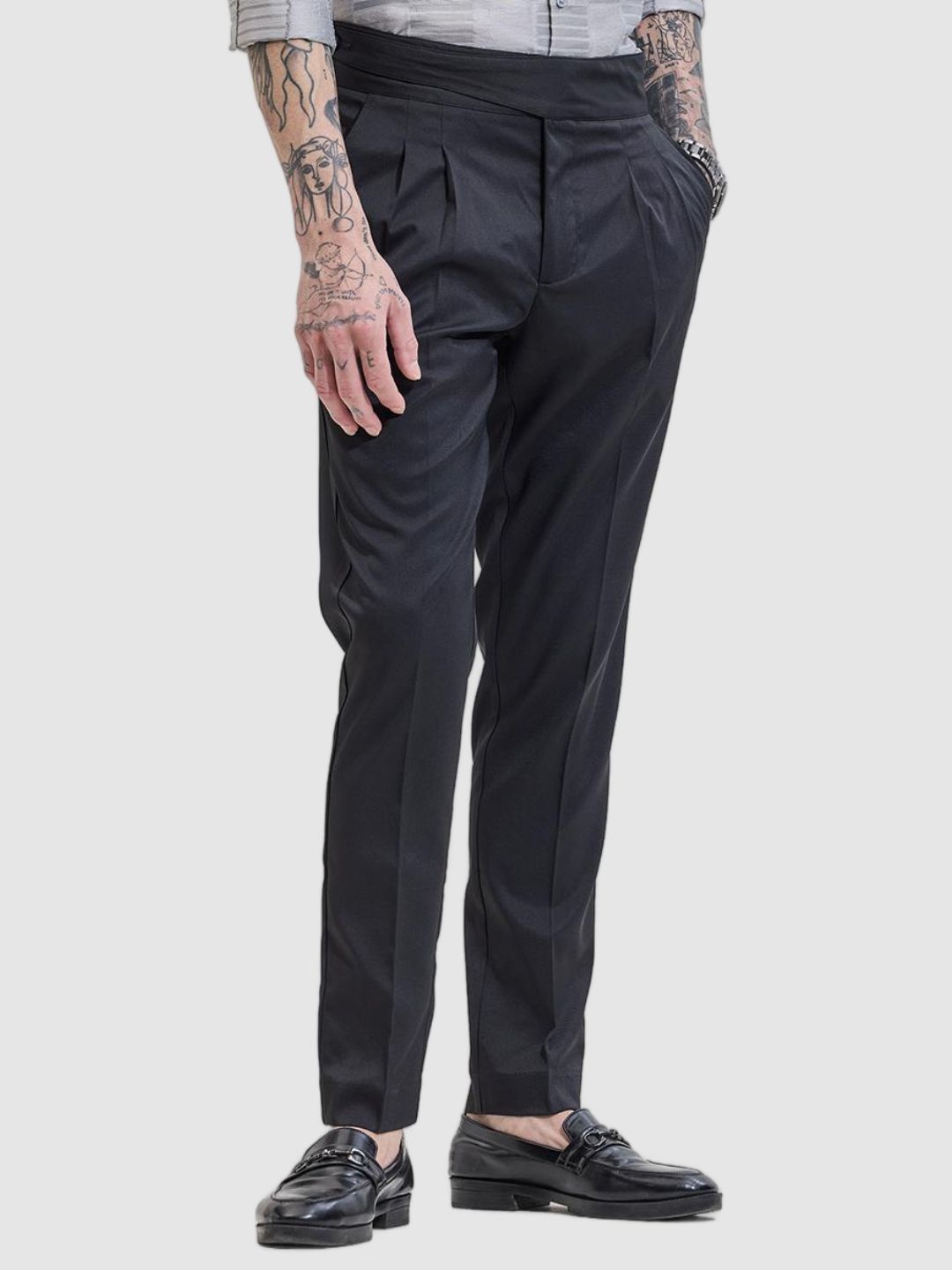 

Snitch Men Smart Slim Fit Mid-Rise Pleated Trousers, Black