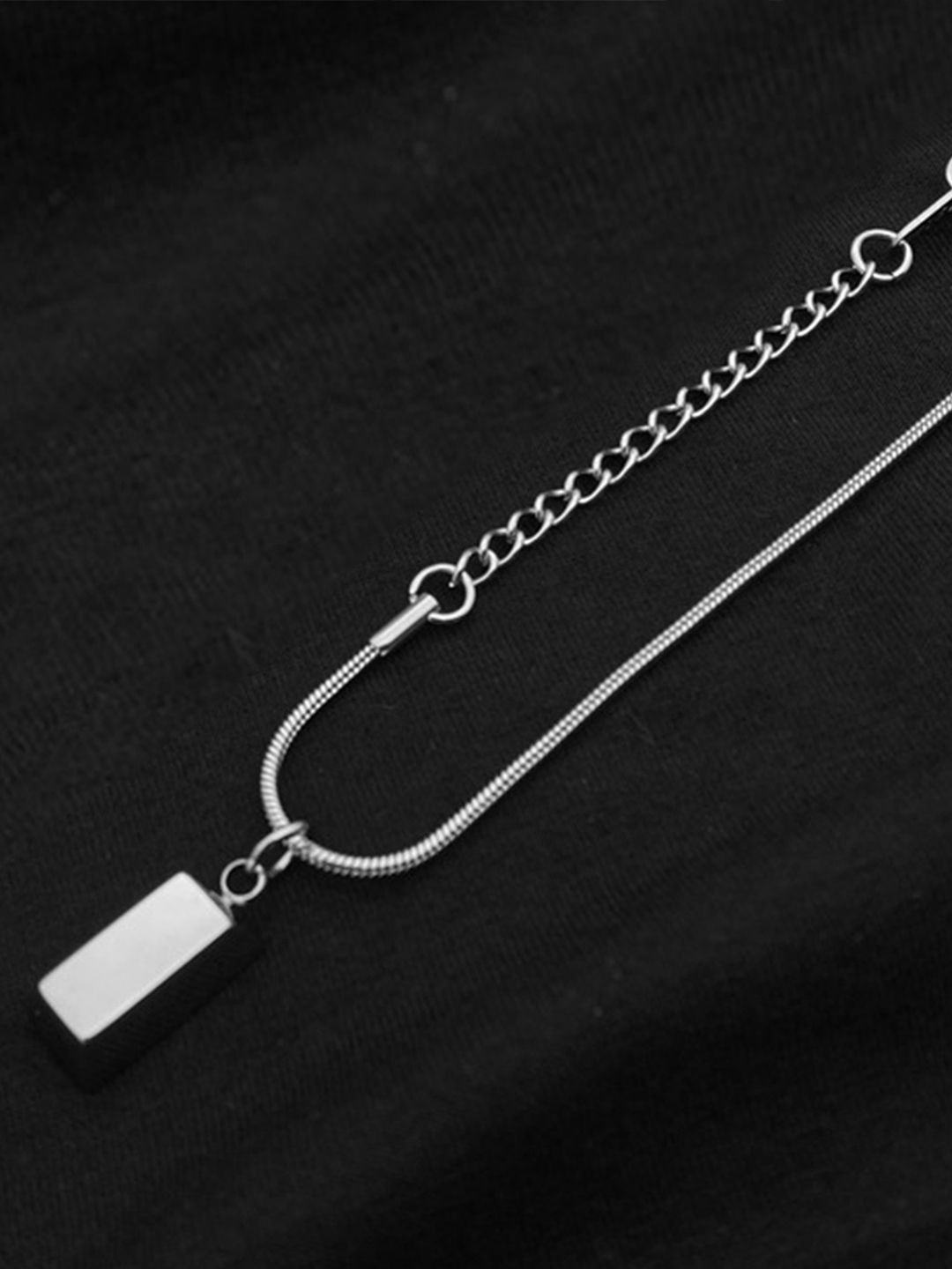 

Peora Men Silver-Plated Stainless Steel 3D Vertical Bar/Stick Geometric Pendant with Chain