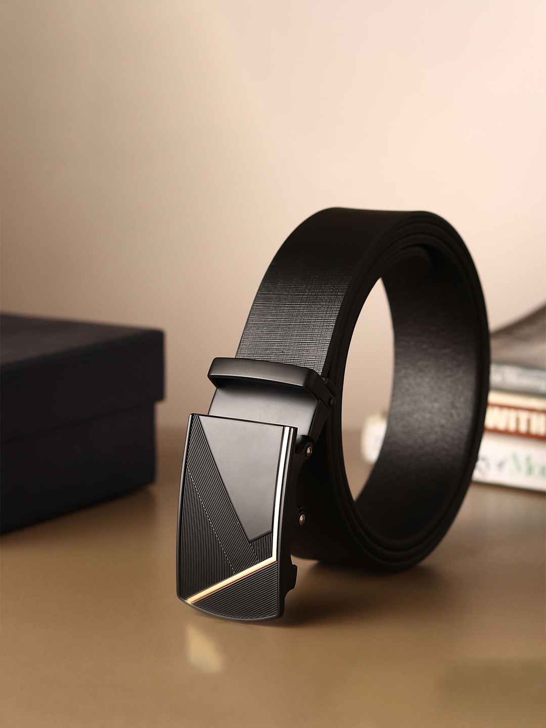 

Provogue Men Textured Leather Belt, Black