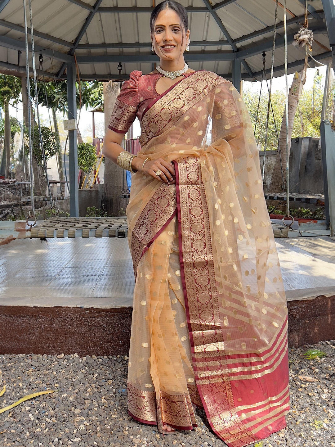 

APNISHA Organza Ready to Wear Saree, Peach