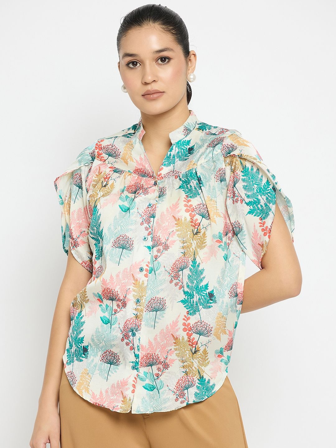 

Novio Floral Print Mandarin Collar Flutter Sleeve Shirt Style Top, Beige