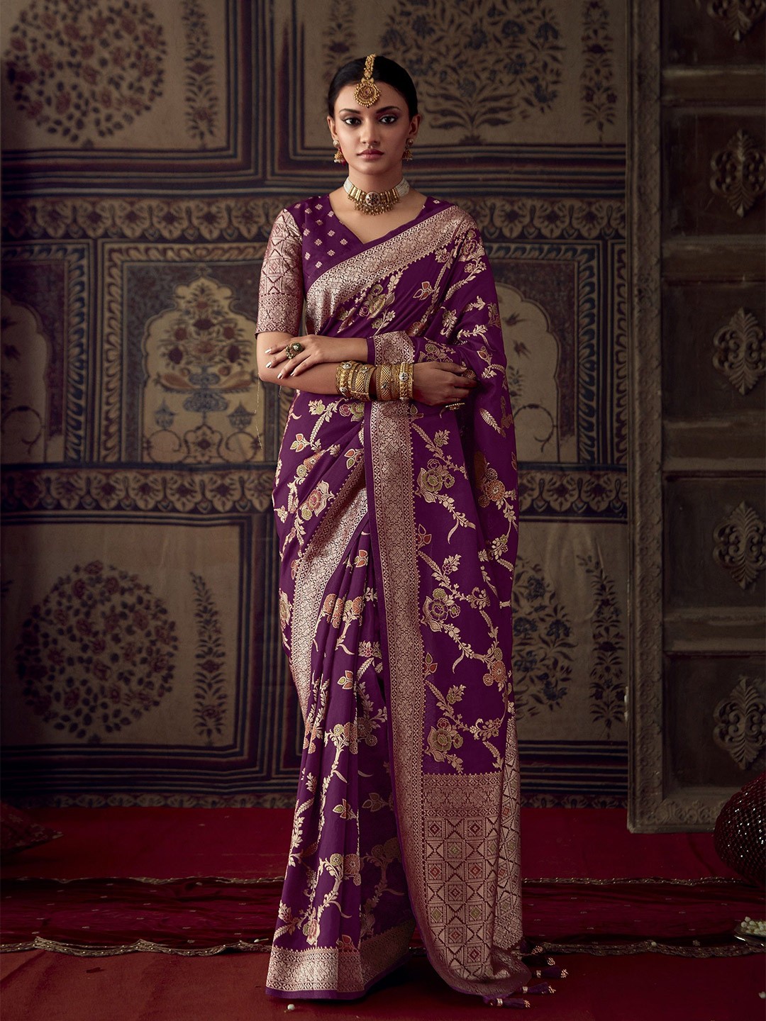 

MAHALASA Ethnic Motifs Zari Pure Silk Banarasi Saree, Purple