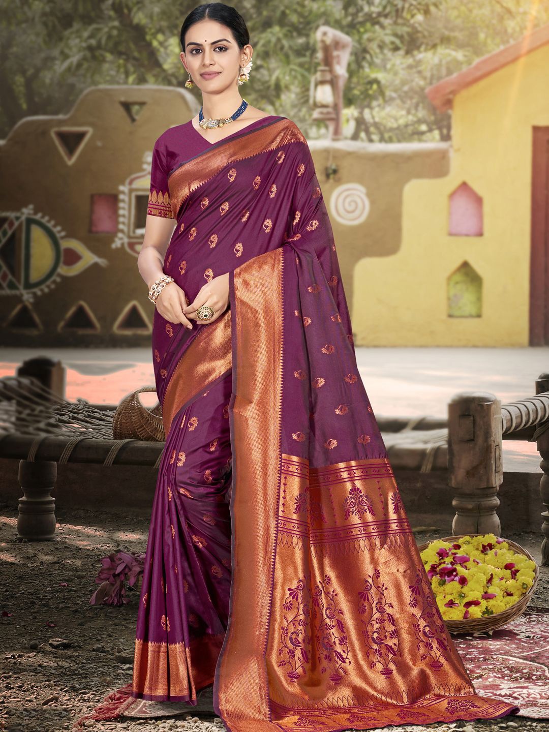 

SANGAM PRINTS Floral Zari Tussar Saree, Purple