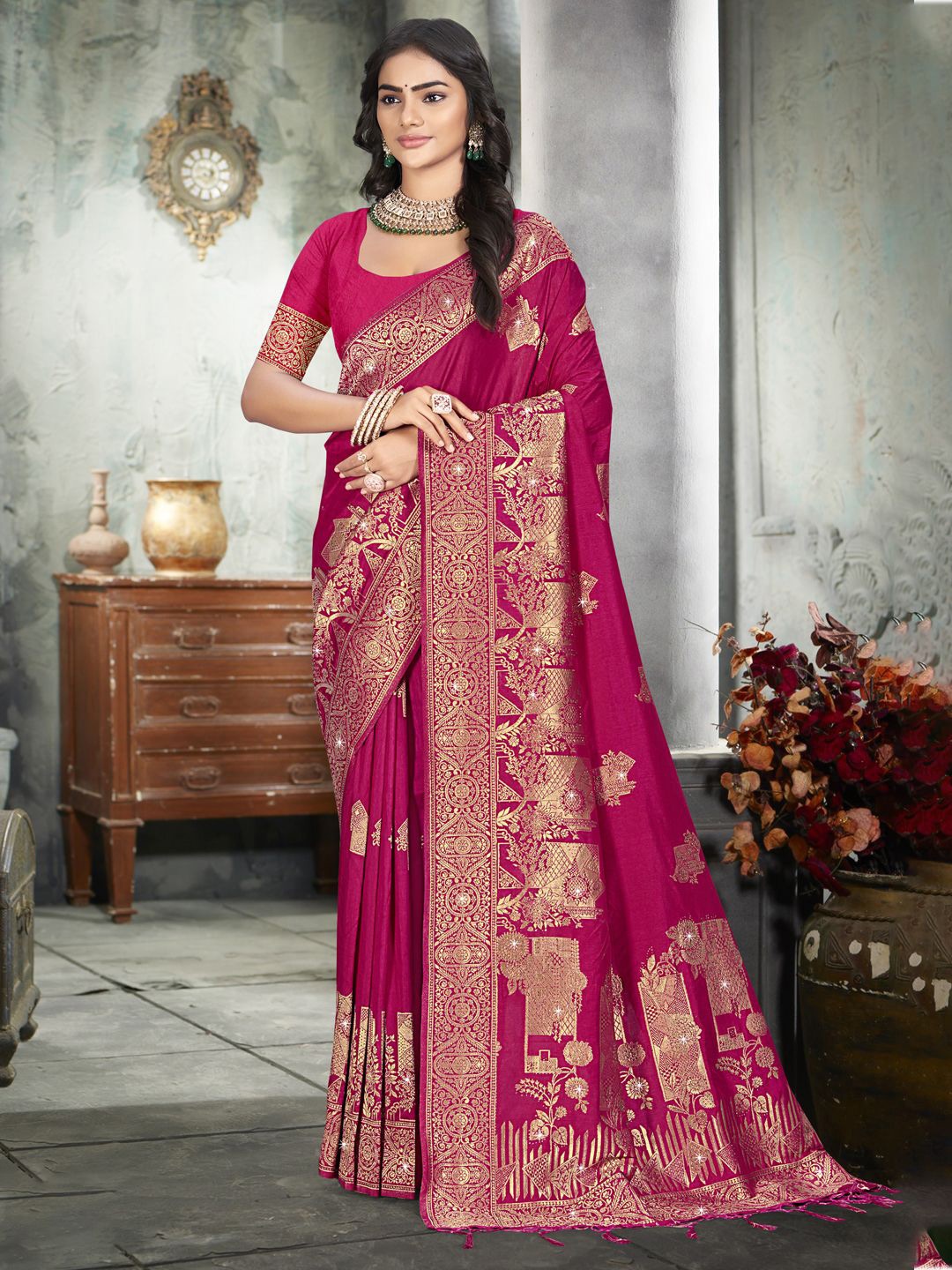 

SANGAM PRINTS Woven Design Zari Tussar Saree, Magenta
