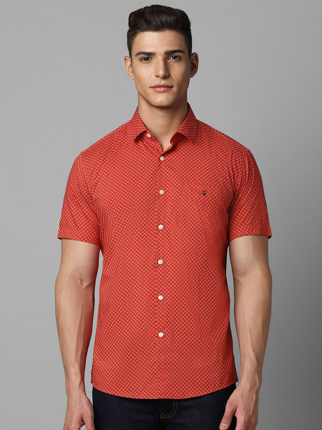 

Louis Philippe Sport Men Slim Fit Floral Printed Pure Cotton Shirt, Red