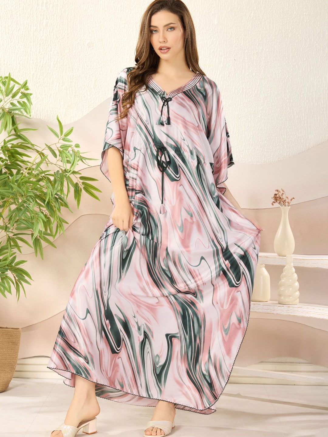 

Soulemo Women Printed Maxi Nightdress, Pink