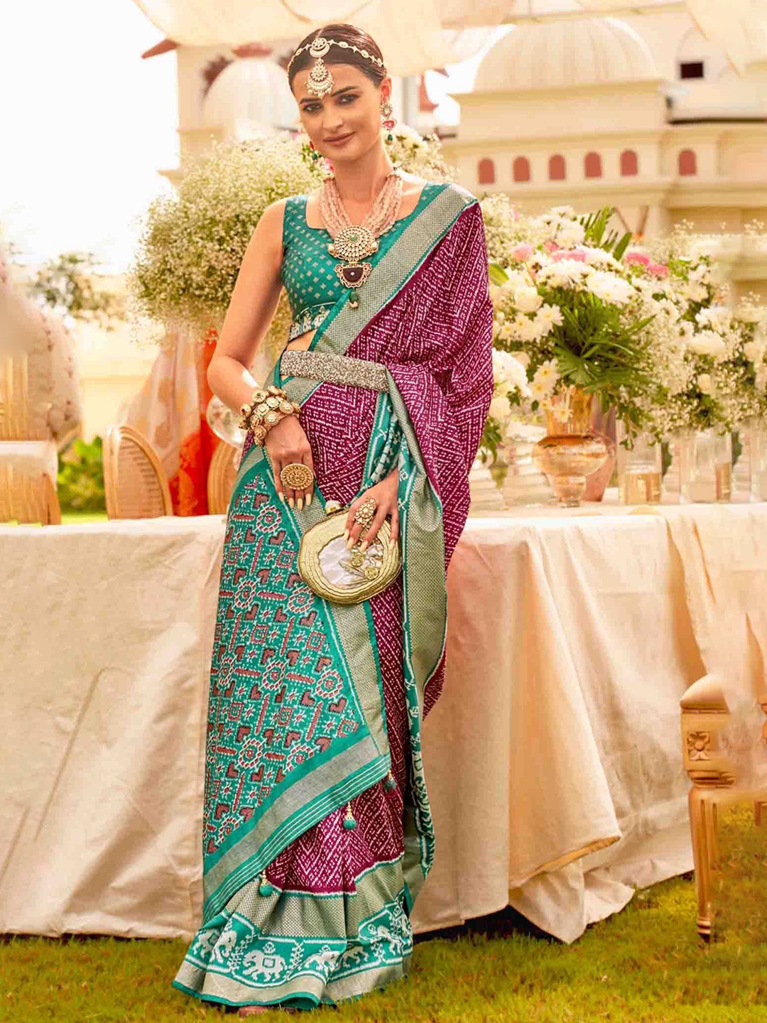 

Mitera Woven Design Silk Blend Patola Saree, Purple