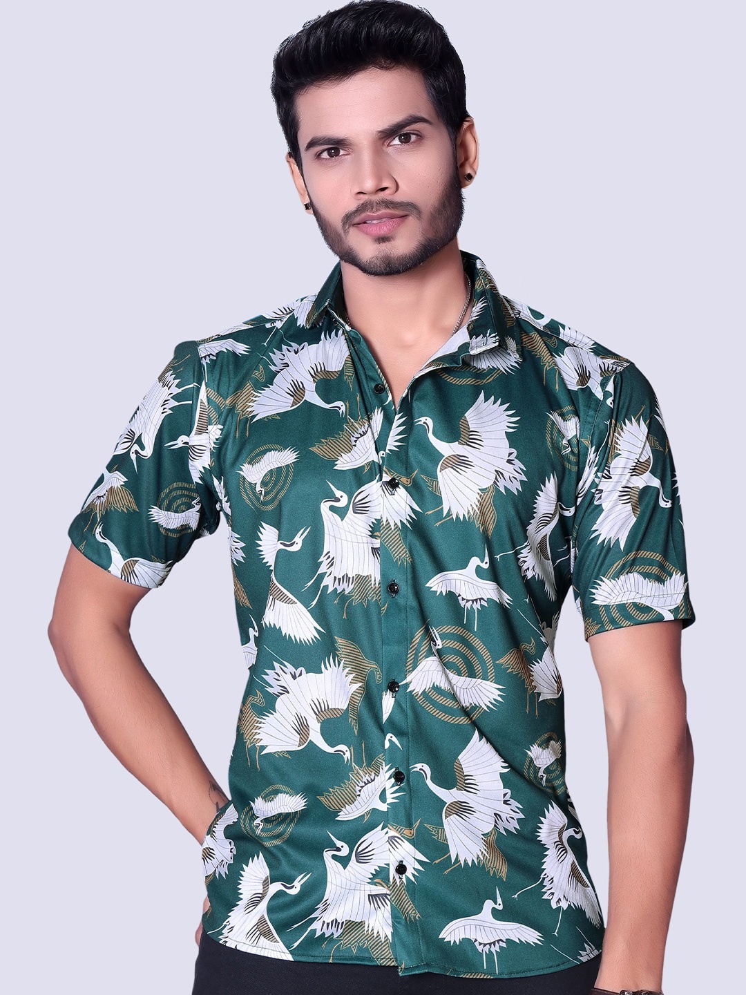 

BHALVAV EXPORT Men Standard Fit Animal Graphic Printed Spread Collar Casual Shirt, Green