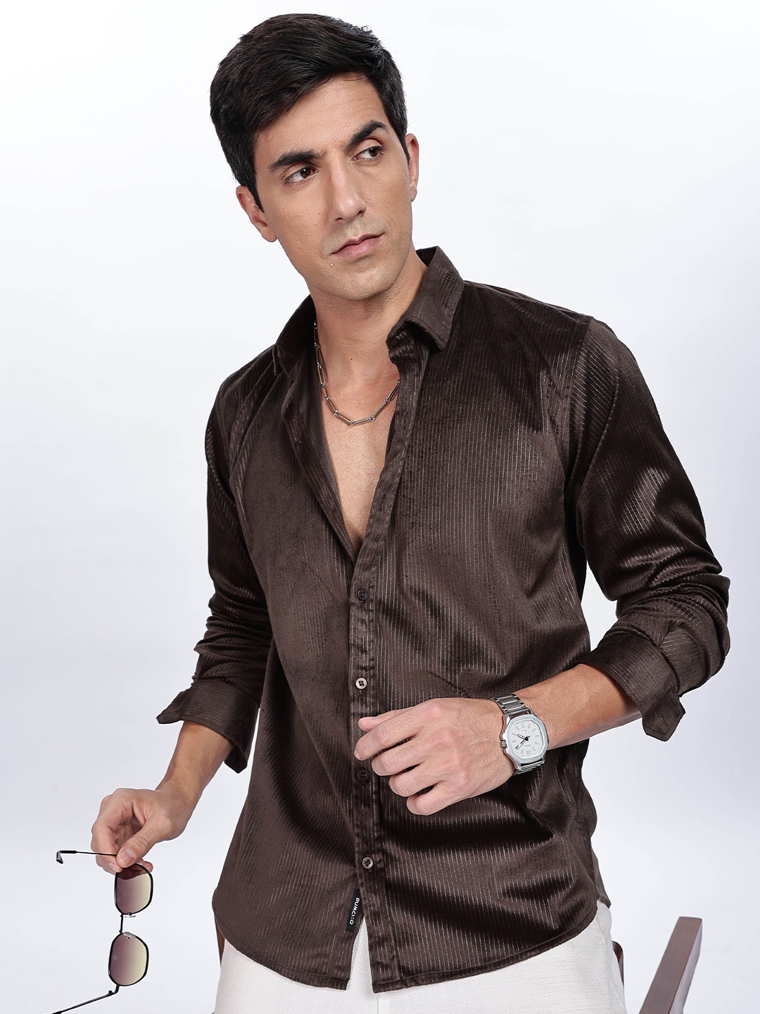 

BUMCHIQ Men Comfort Fit Spread Collar Textured Casual Shirt, Brown