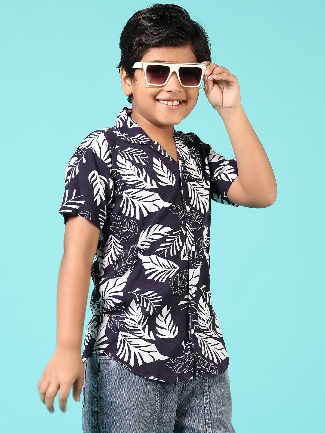 

V-Mart Boys Cuban Collar Floral Printed Casual Shirt, Navy blue