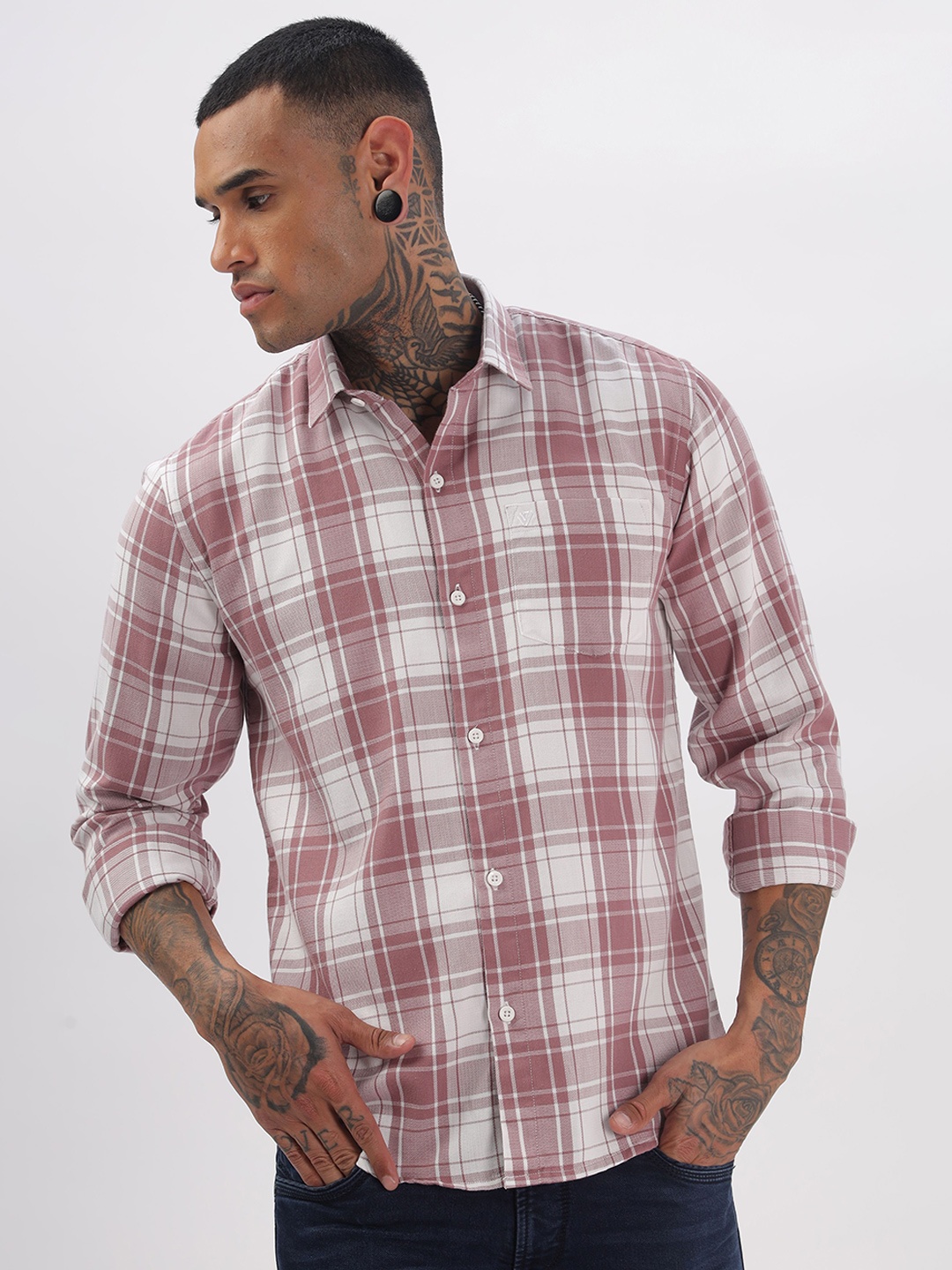 

BS BLUE SQUAD Men Slim Fit Opaque Checked Casual Shirt, Maroon