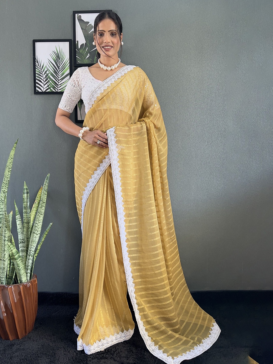 

APNISHA Woven Design Pure Chiffon Ready to Wear Saree, Yellow