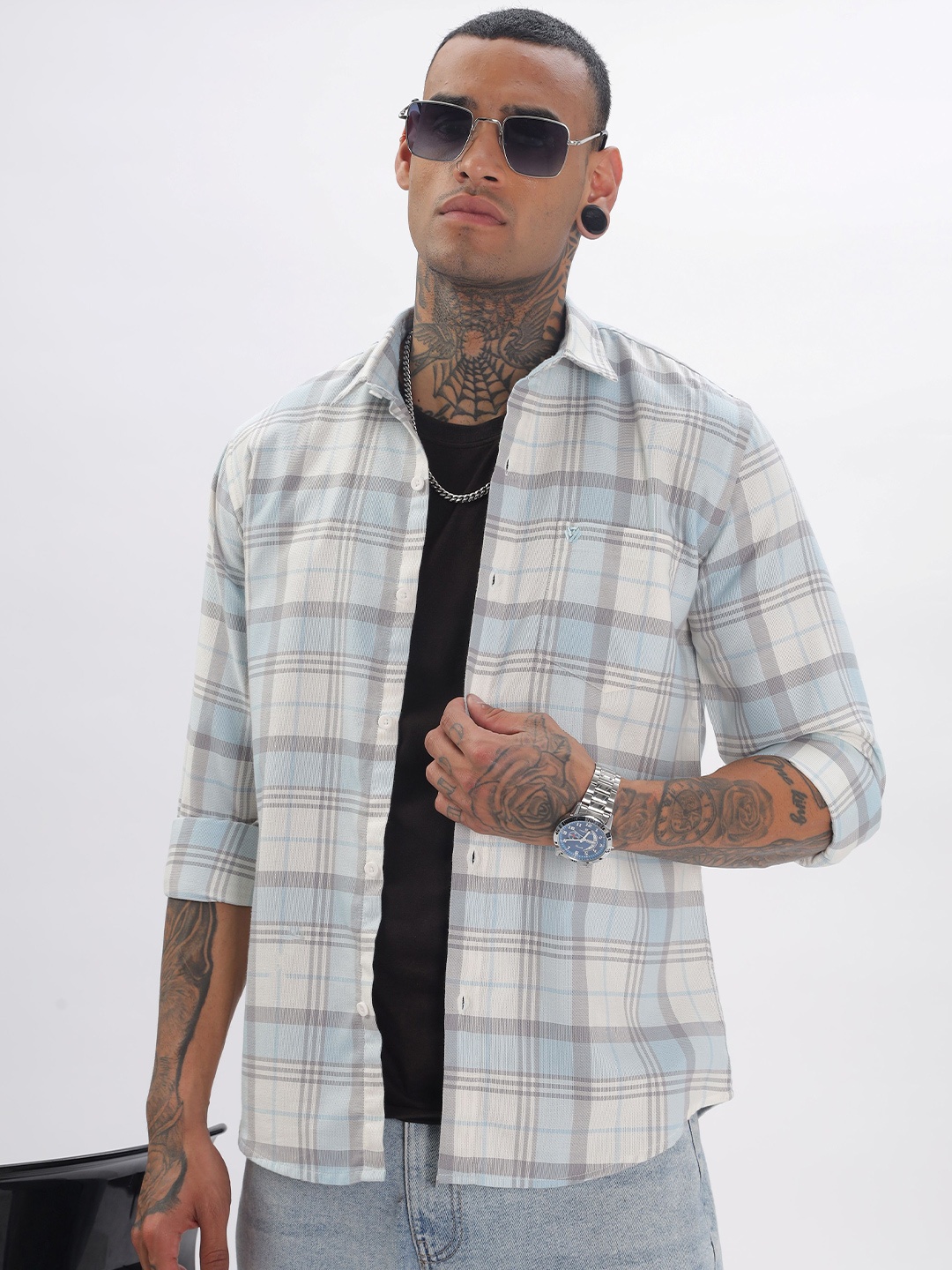 

BS BLUE SQUAD Men Slim Fit Opaque Checked Casual Shirt