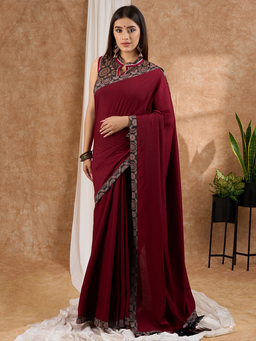 

Prasam Saree With Ajrakh Printed Border, Maroon