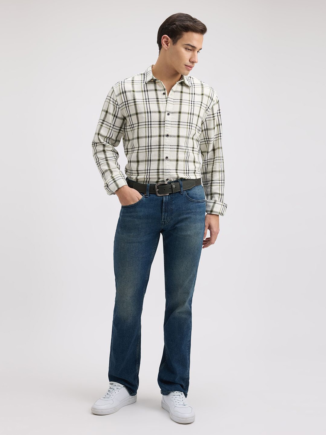 

Pepe Jeans Men Spread Collar Tartan Checked Cotton Casual Shirt, White