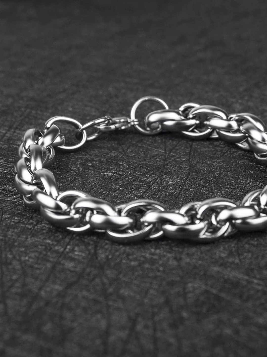 

NAKABH Men Silver-Plated Stainless Steel Bold Link Bracelet